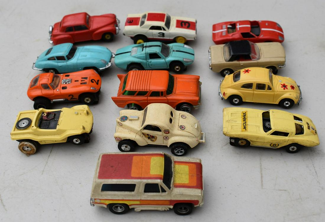 LOT (13) ASSORTED HO SLOT CARS, C. 1960/70 (1 of 7)
