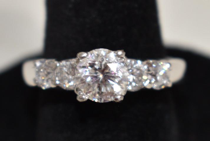 ART DECO 10KT WHITE GOLD/DIAMOND ENGAGEMENT RING: ART DECO 10KT WHITE GOLD/DIAMOND ENGAGEMENT RING W/ APPROX. .80 CT CENTER STONE, W. 3.2 DWT, SIZE 5 1/2