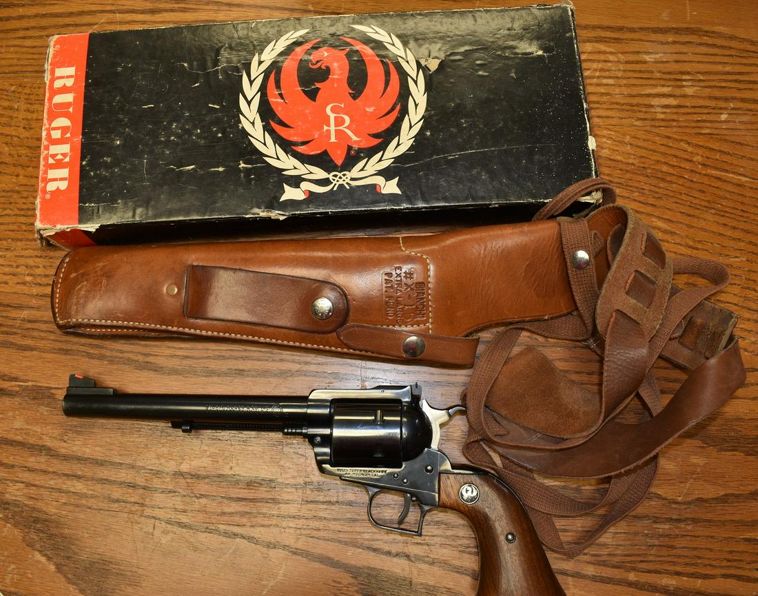 RUGER SUPER BLACKHAWK 44 MAG REVOLVER, SERIAL #80-39632: RUGER SUPER BLACKHAWK 44 MAG REVOLVER, SERIAL #80-39632, BBL. 7 1/2" **NICS CHECK REQUIRED**