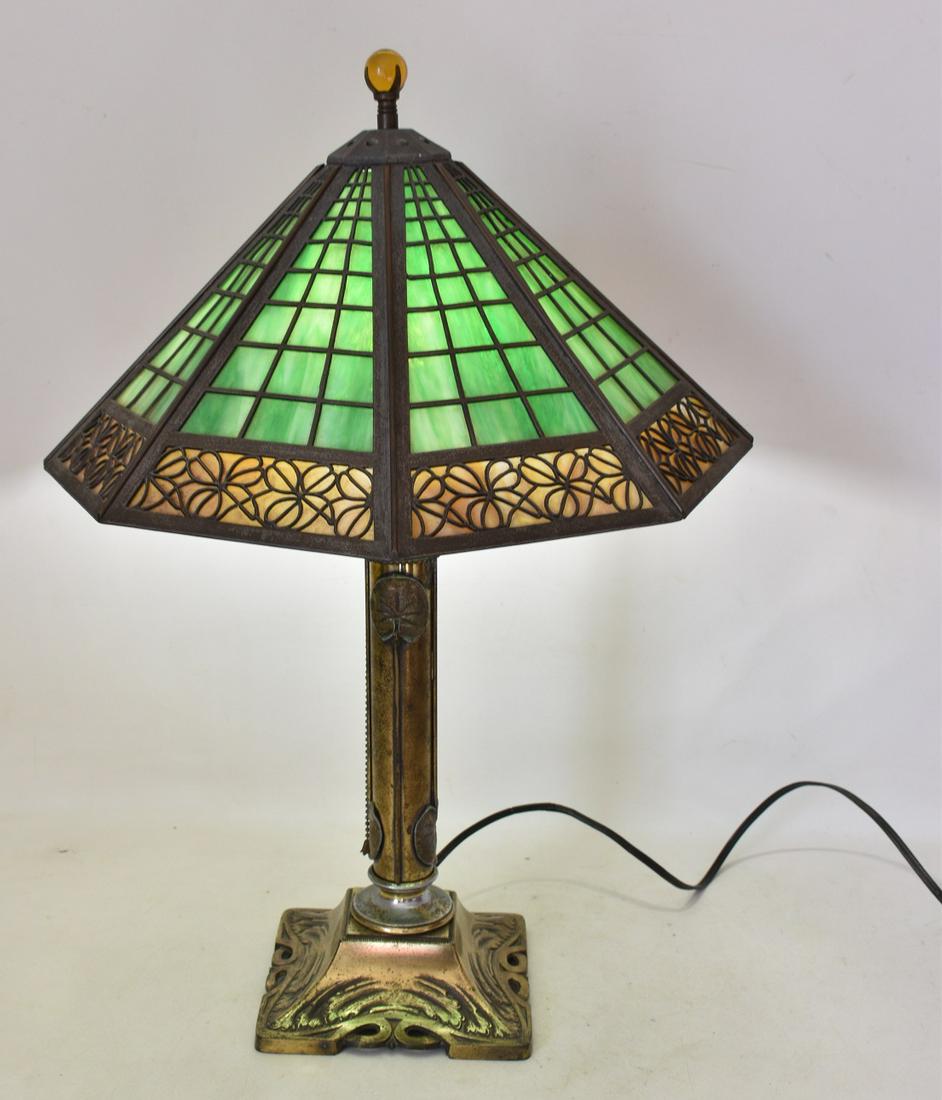 BRADLEY & HUBBARD SLAG GLASS TABLE LAMP, C. 1920 (1 of 15)