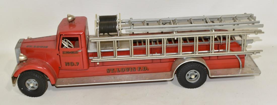 SMITH-MILLER ST. LOUIS #7 LADDER TRUCK, C. 1960, L. 25" (1 of 11)