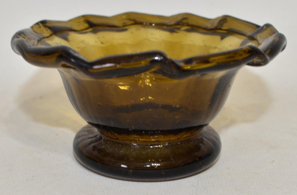 EARLY AMERICAN OLIVE GREEN MASTER SALT, 19TH C. (1 of 5)