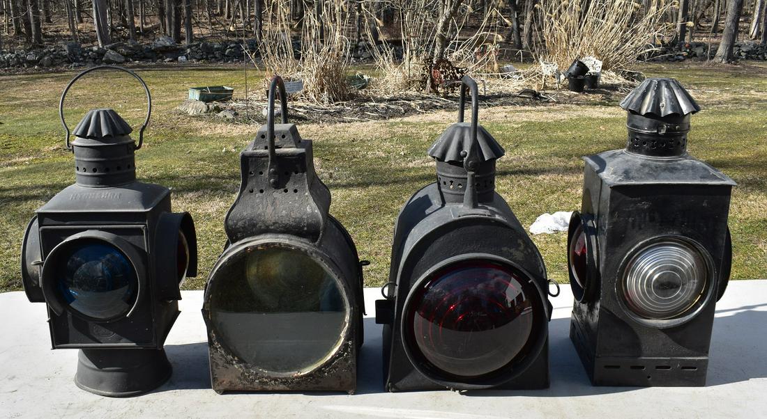 4 EARLY RAILROAD SWITCH LANTERNS INCL. N.Y.N.H. & H.R.R (1 of 16)