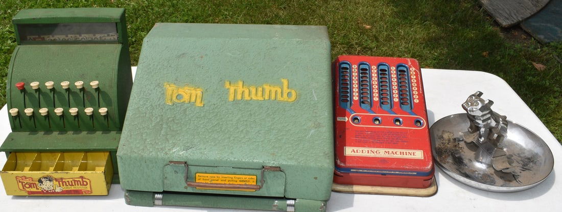 VINTAGE TOYS INCL. TOM THUMB TYPEWRITER & CASH REGISTER (1 of 10)