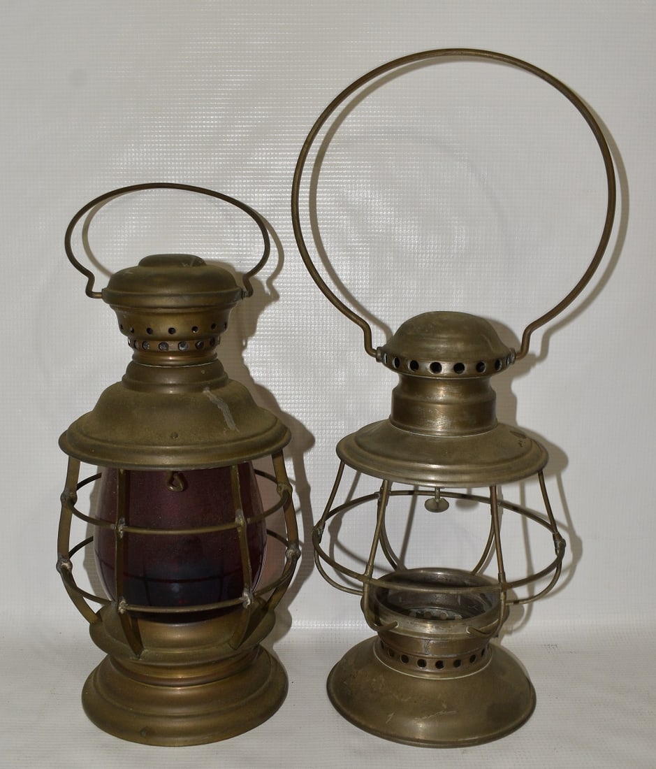 LOT (2) RAILROAD CONDUCTORS LANTERNS, 19TH C. (1 of 12)