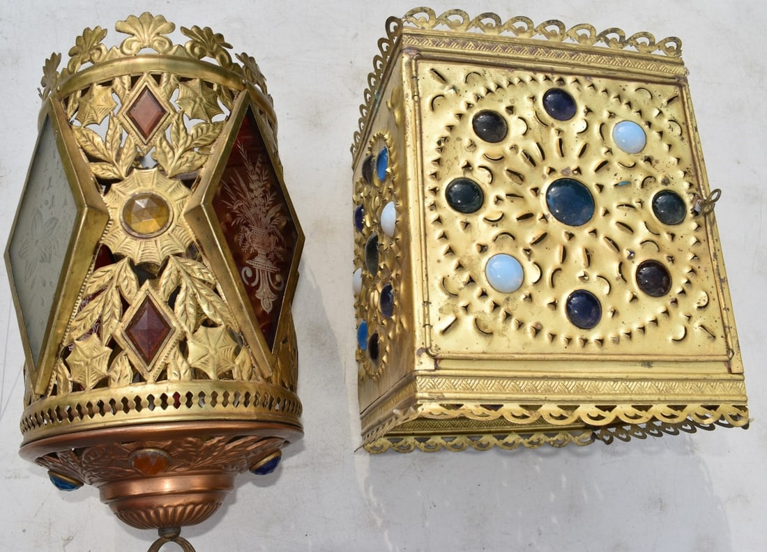 LOT (2) VICTORIAN JEWELED BRASS HALL FIXTURES, 19TH C. (1 of 14)