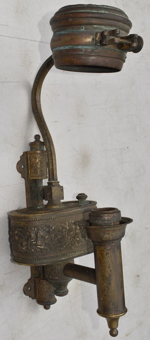 RARE FANCY BRASS RAILROAD CAR SIDE LAMP (1 of 6)