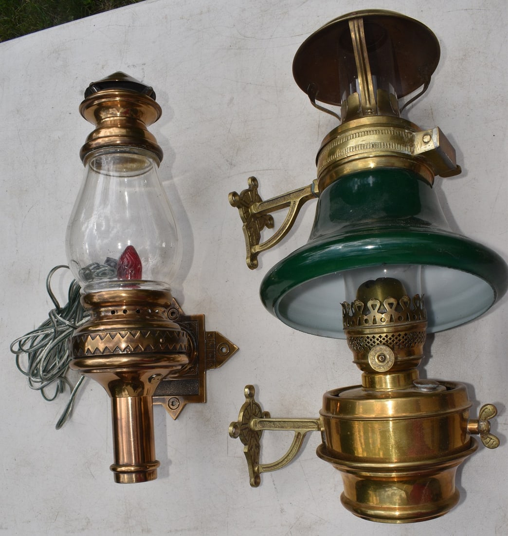 2 RR CAR BRASS/BRONZE SIDE LAMPS SIGNED DAYTON MFG CO. (1 of 11)