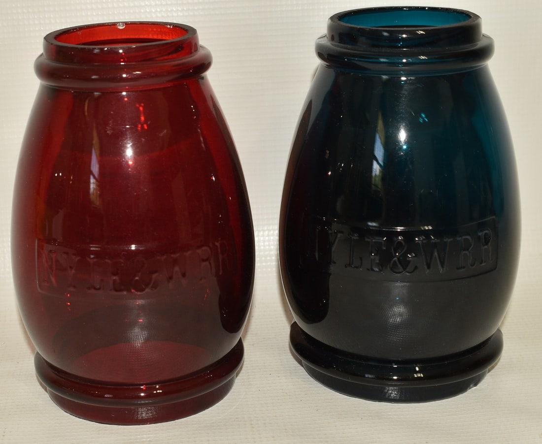 2 RR LANTERN COLORED CAST GLOBES W/LARGE FONT (1 of 10)