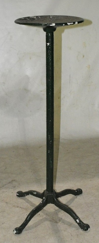 VICTORIAN IRON FERN STAND, 19TH C. (1 of 5)