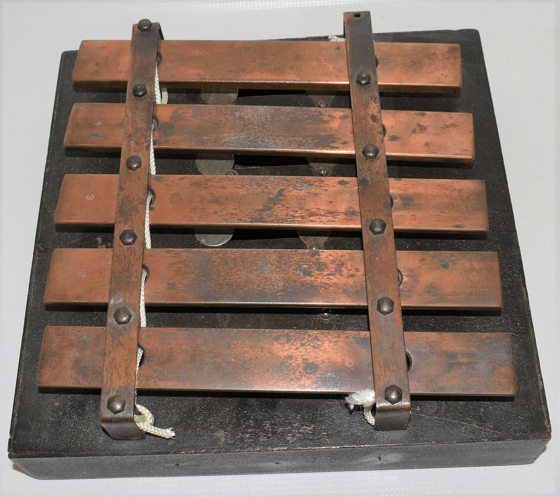 RAILROAD XYLOPHONE FOR DINING CAR/PORTER TO ANNOUNCE (1 of 7)