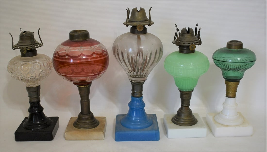LOT (5) VICTORIAN PATTERN/SWIRL GLASS KEROSENE LAMPS (1 of 20)