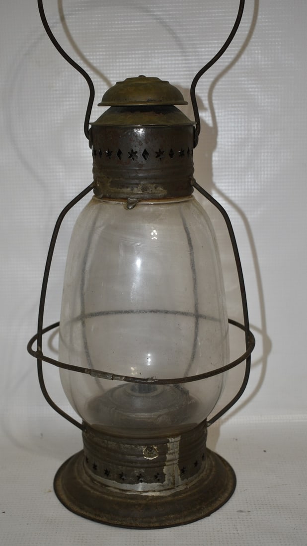 RARE EARLY FIXED GLOBE RR LANTERN SIGNED GEO. H. MASON (1 of 11)