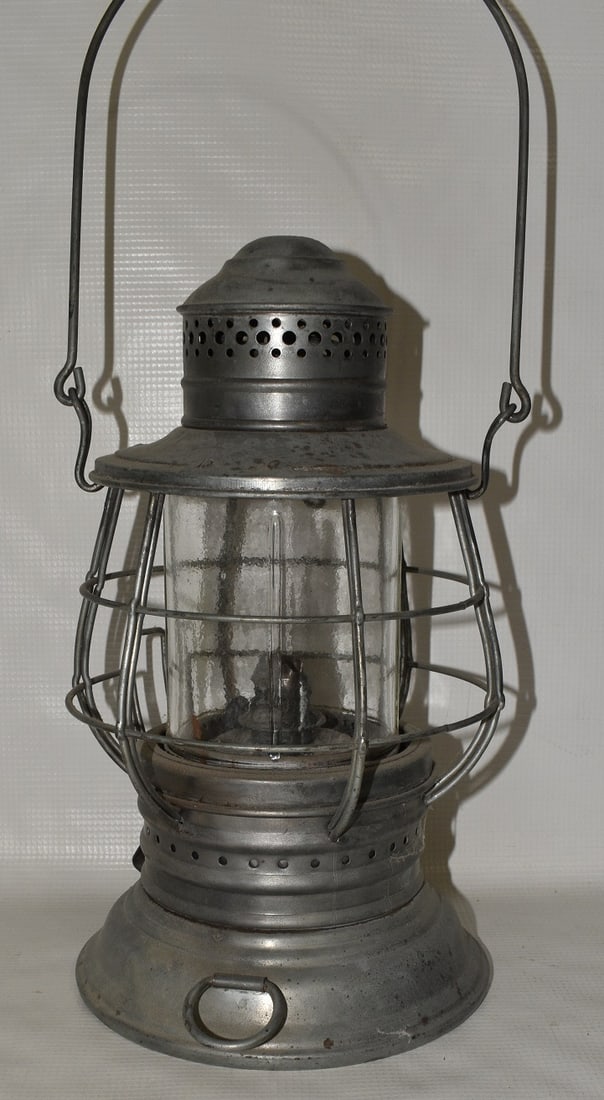 DIETZ NAUTICAL LANTERN W/CONVEX BURNER, 20TH C., H. 12": DIETZ NAUTICAL LANTERN W/CONVEX BURNER, 20TH C., H. 12"