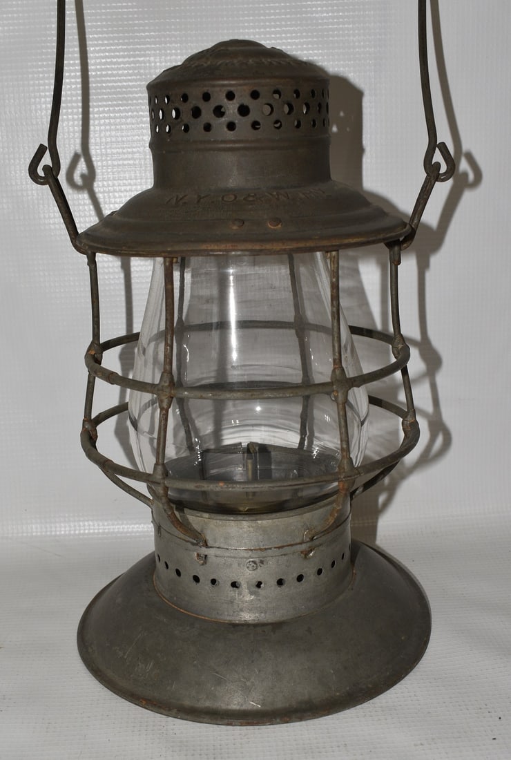 NEW YORK, ONTARIO & WESTERN RAILWAY RAILROAD LANTERN (1 of 14)