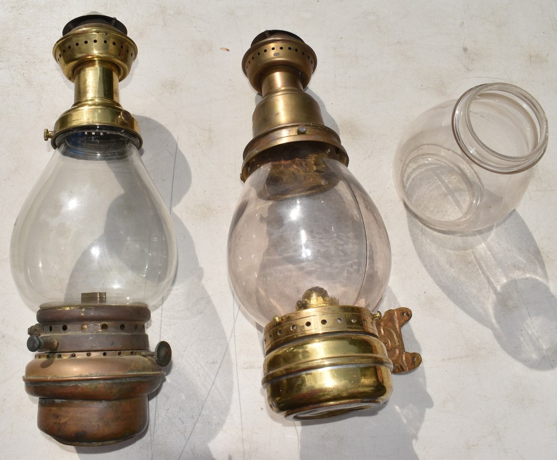 LOT (2) VICTORIAN NAUTICAL BRASS SIDE LAMPS, C. 1870/80 (1 of 16)