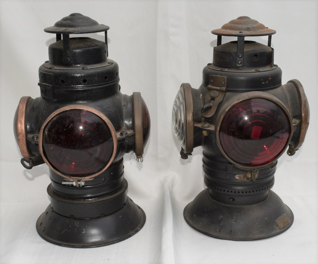 2 ARMSPEAR RR LANTERNS INCL. D.L. & W. RR/ SCRANTON (1 of 14)