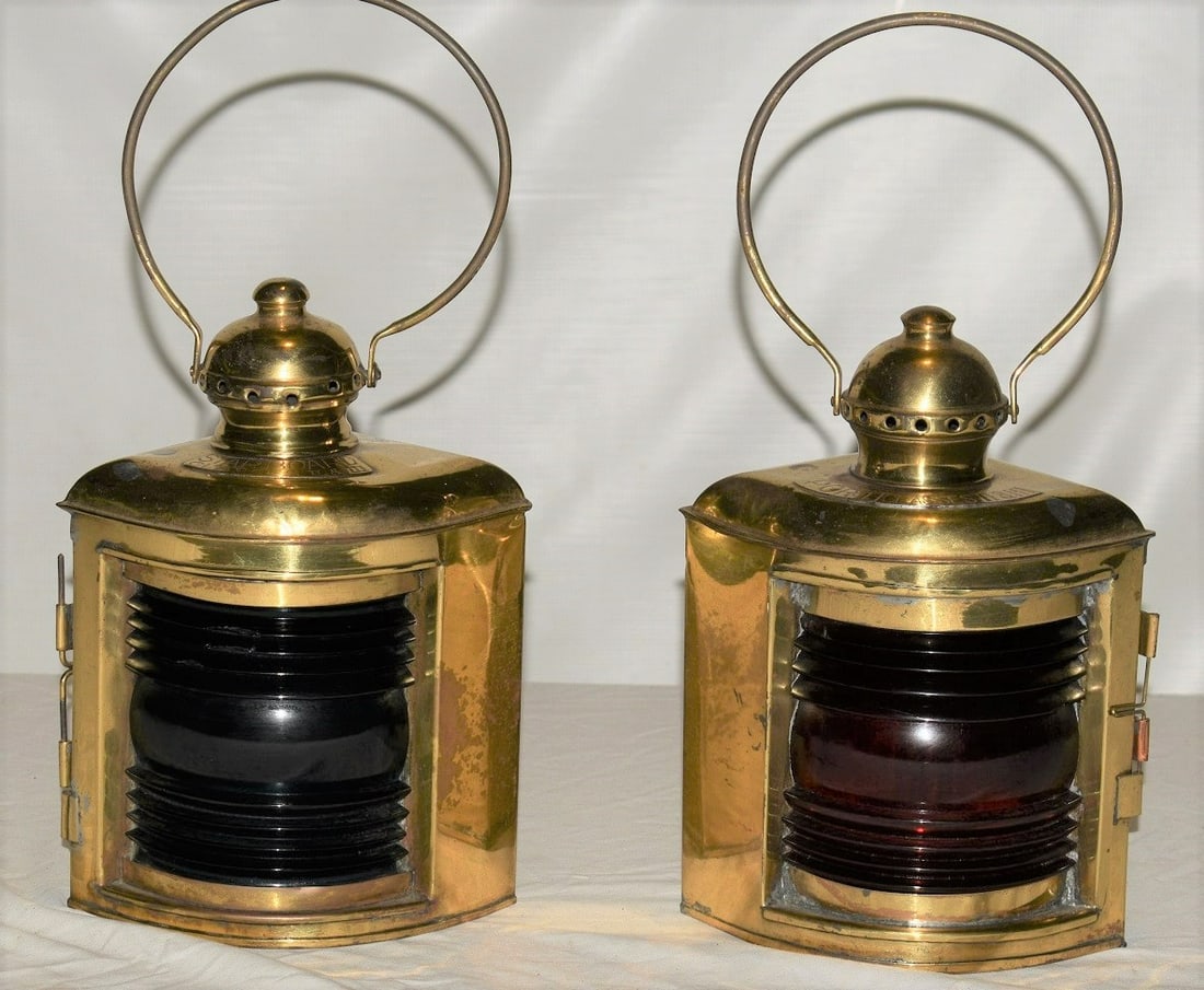 LOT (2) EARLY NAUTICAL SHIP LANTERNS, PORT & STARBOARD (1 of 11)