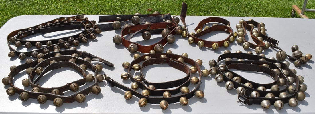 LOT ASSORTED VICTORIAN SLEIGH BELLS, 19TH C. (1 of 18)