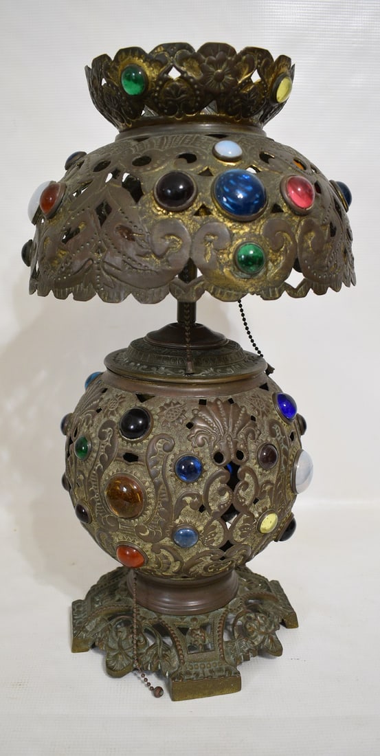 FINE VICTORIAN JEWELED DOUBLE LIGHT TABLE LAMP, 20TH C. (1 of 12)