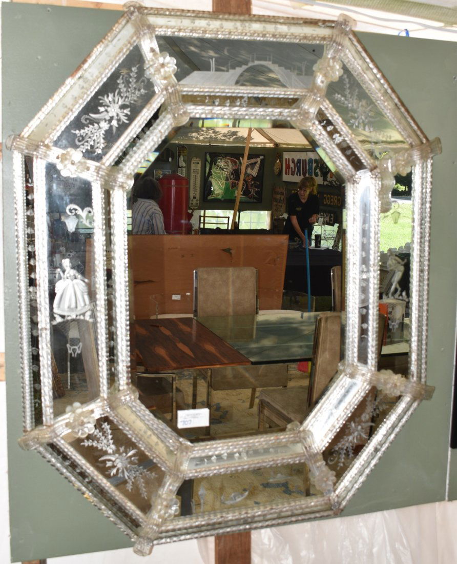 FINE VENETIAN ART GLASS MIRROR, 19/20TH C., H. 48" W. 40" (1 of 19)