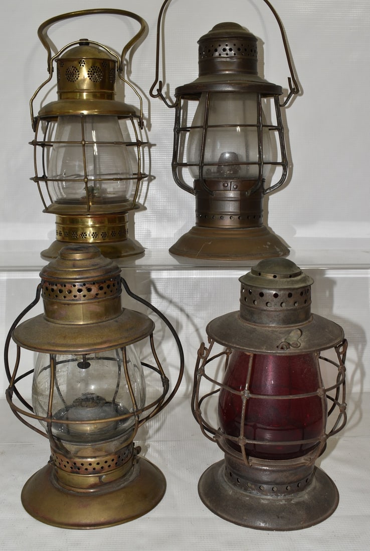 LOT (4) EARLY RAILROAD LANTERNS INCL. BRASS, 19TH C.: LOT (4) EARLY RAILROAD LANTERNS INCL. BRASS, 19TH C.