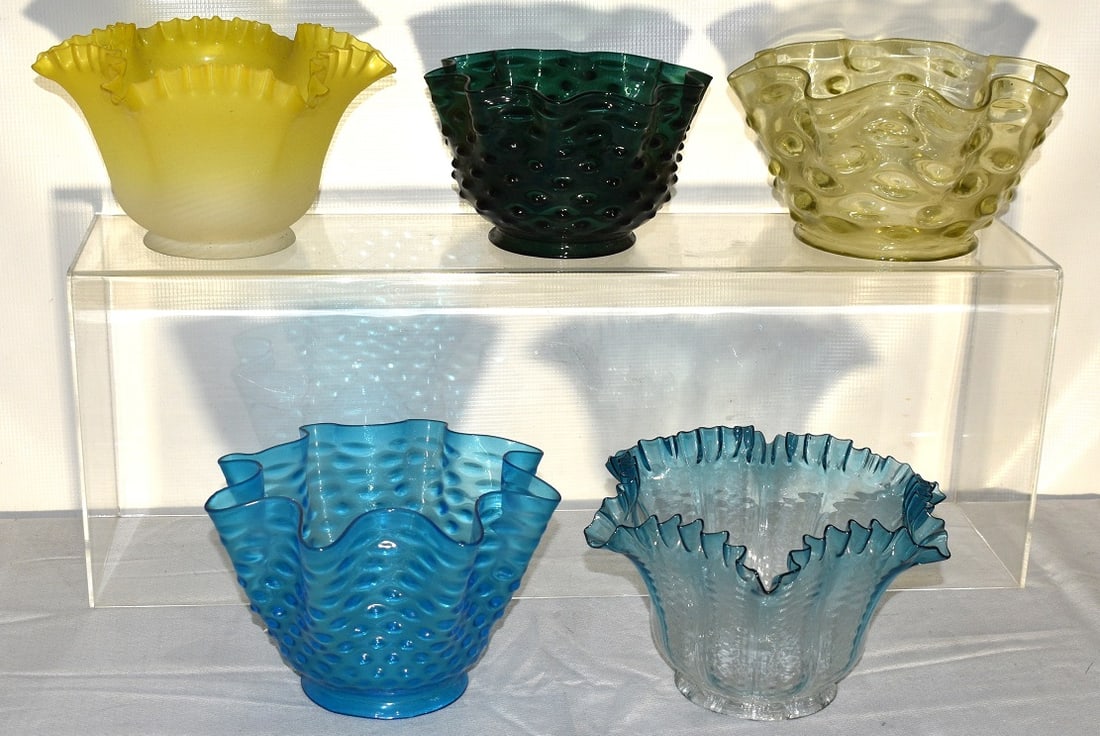 LOT (5) VICTORIAN FANCY FLUTED GAS SHADES, 19TH C.: LOT (5) VICTORIAN FANCY FLUTED GAS SHADES, 19TH C., H. 5 3/4" D. 4" & 5"
