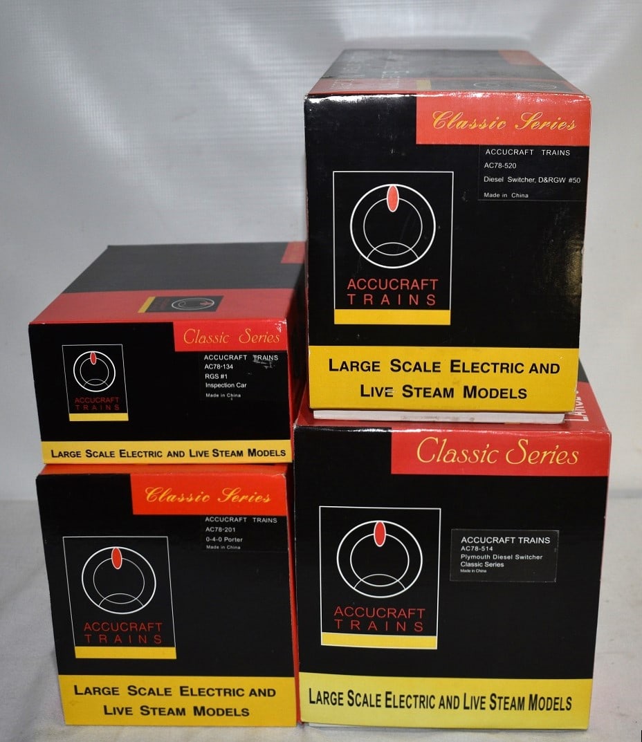 4 ACCUCRAFT TRAINS INCL. DIESEL SWITCHER #50, PLYMOUTH: LOT (4) ACCUCRAFT TRAINS INCL. DIESEL SWITCHER #50, PLYMOUTH DIESEL SWITCHER, 040 PORTER & INSPECTION CAR