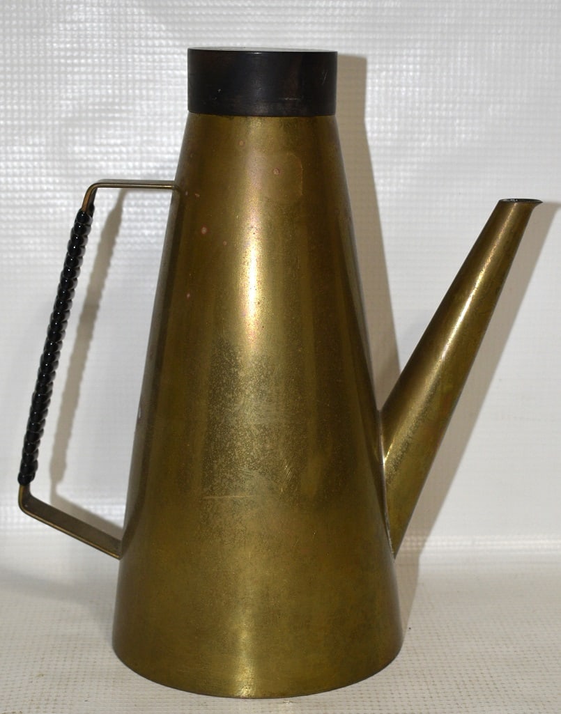 F. HINGELBERG AARHUS MCM DANISH BRASS/ROSEWOOD TEAPOT: F. HINGELBERG AARHUS MID CENTURY DANISH MODERN BRASS/ROSEWOOD TEAPOT, H. 8 3/4"