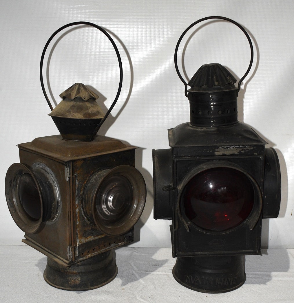 LOT (2) EARLY RAILROAD SWITCH LANTERNS, 19TH C.: LOT (2) EARLY RAILROAD SWITCH LANTERNS, 19TH C., H. 20" W. 10" D. 10"