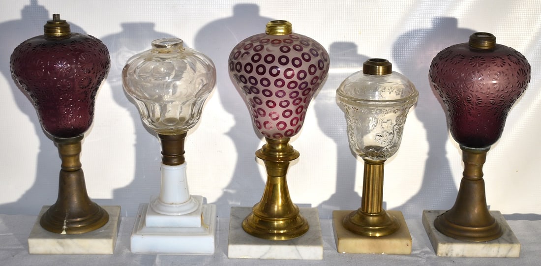 LOT (5) VICTORIAN KEROSENE LAMPS, 19TH C.: LOT (5) VICTORIAN KEROSENE LAMPS, 19TH C., H. TALLEST 12"