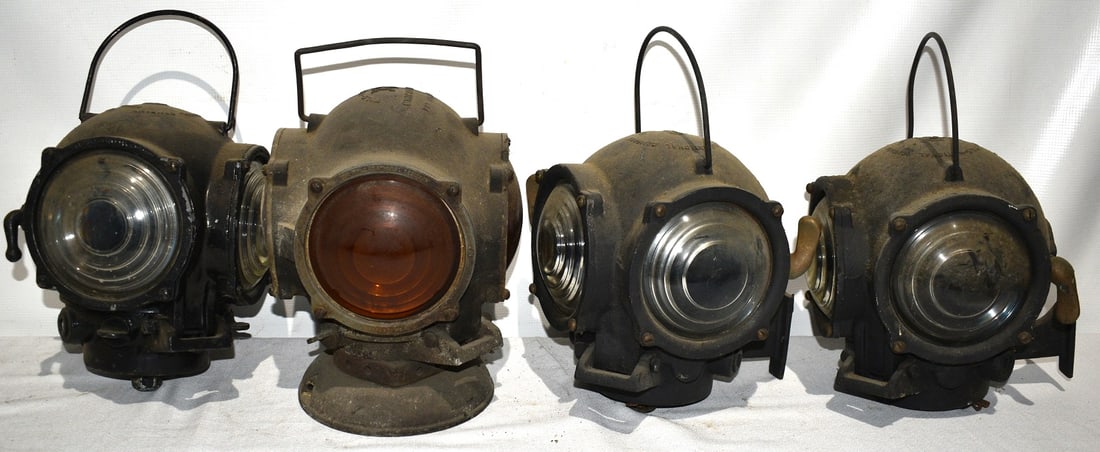 LOT (4) PYLE RAILROAD LAMPS, 20TH C.: LOT (4) PYLE RAILROAD LAMPS, 20TH C.