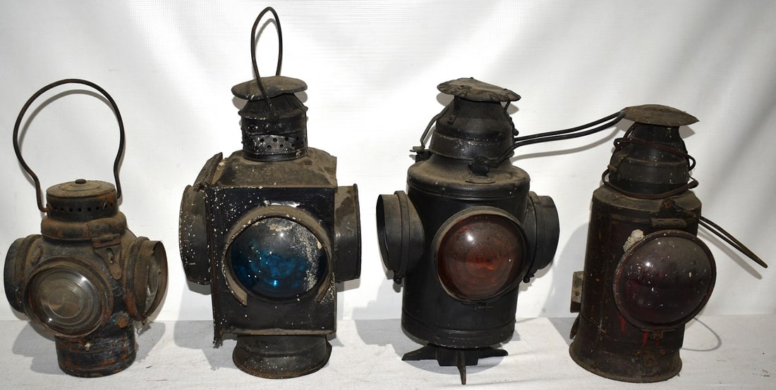 LOT (4) EARLY RAILROAD LANTERNS INCL. M & ORR, UNMARKED: LOT (4) EARLY RAILROAD LANTERNS INCL. M & ORR, UNMARKED, 19/20TH C.