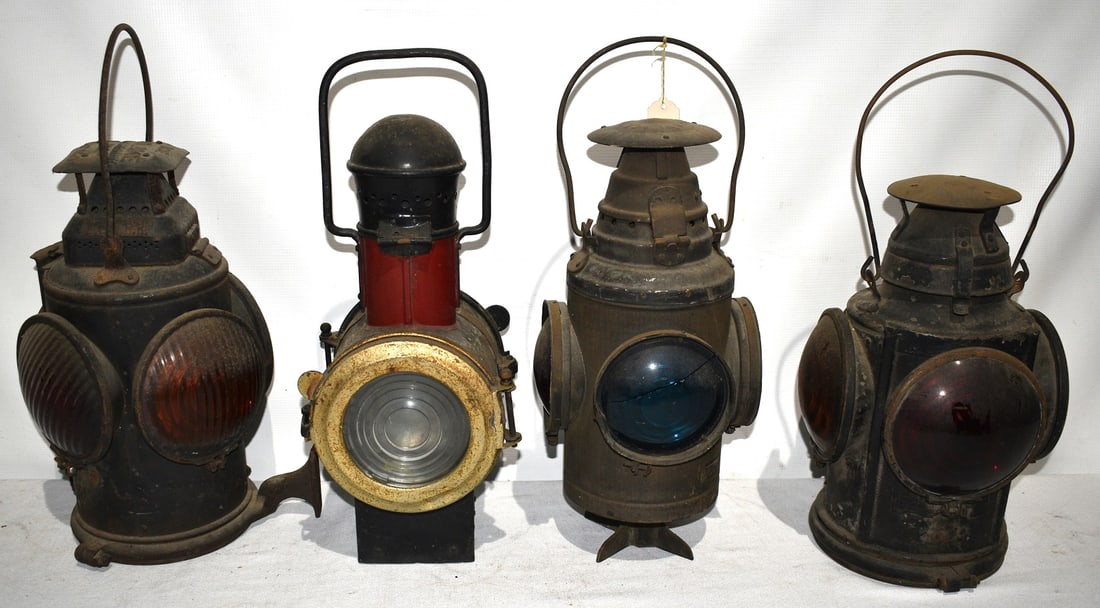 4 EARLY RR LANTERNS INCL. R. CO, D&RG RR, D & H RR: LOT (4) EARLY RAILROAD LANTERNS INCL. R. CO, D&RG RR, D&H RR, 19/20TH C.