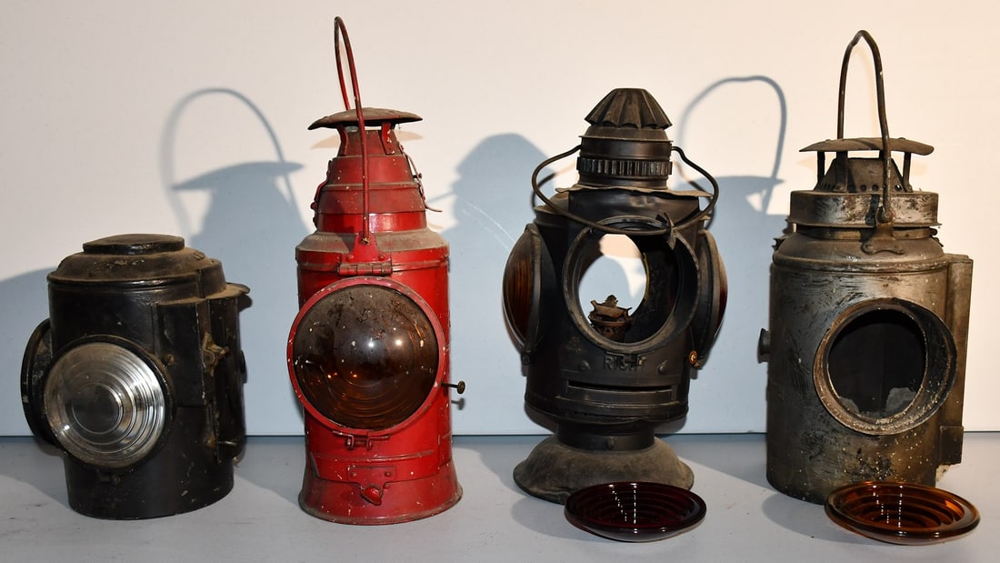 4 EARLY RR LANTERNS INCL. C & M, NYC, NY NH & H, PENN: LOT (4) EARLY RAILROAD LANTERNS INCL. C & MRR, NYCRR, NY NH & HRR, PENN RR, 19/20TH C.