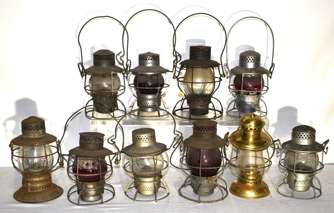 10 RR LANTERNS INCL. ERIE, P.S, SOO LINE, N.Y.S, MO PAC: LOT (10) EARLY RAILROAD LANTERNS INCL. ERIE, P.S, SOO LINE, N.Y.S, MO. PAC, C & W.I, SOUTHERN RY, K & I.T, M & ST. L, 19/20TH C.