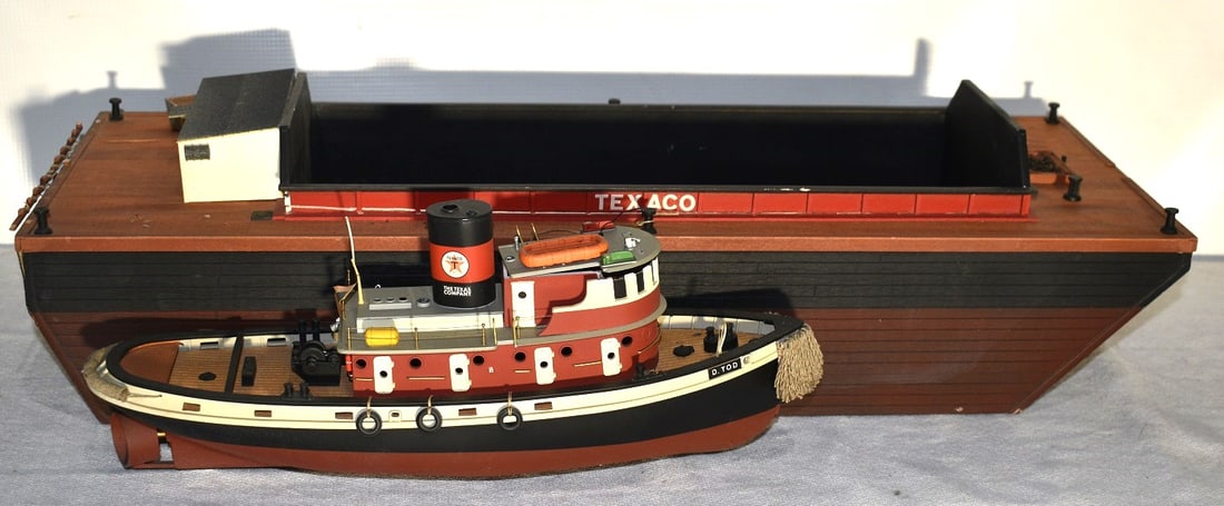 VINTAGE TEXACO COAL BARGE W/TUG BOAT, 20TH C., L. 24": VINTAGE TEXACO COAL BARGE W/TUG BOAT, 20TH C., L. 24"