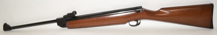 BEEMAN C1,.177 CAL. AIR RIFLE W/TRIGGER SHOE