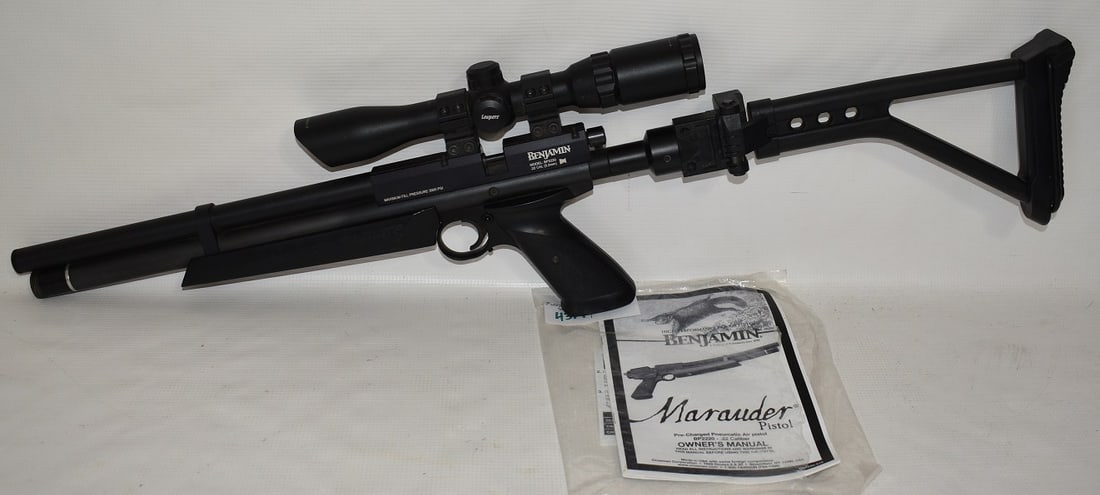 BENJAMIN MARAUDER MODEL BP2220 22 CAL. COMP. AIR RIFLE: BENJAMIN MARAUDER MODEL BP2220 22 CAL. COMPETITION AIR RIFLE W/LEAPERS 2-7 POWER SCOPE, SERIAL #411120302