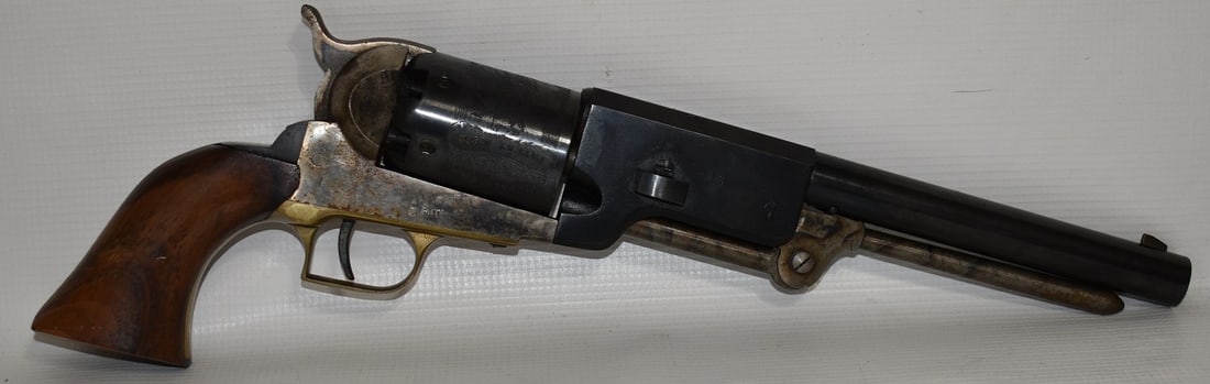 VINT COLT STYLE MOD 1847 WALKER 6 SHOT 44 CAL. REVOLVER: VINTAGE COLT STYLE MODEL 1847 WALKER 6 SHOT 44 CAL. REVOLVER, ARMI SAN MARCO ITALY, 20TH C., SER. #3887 OVER 8