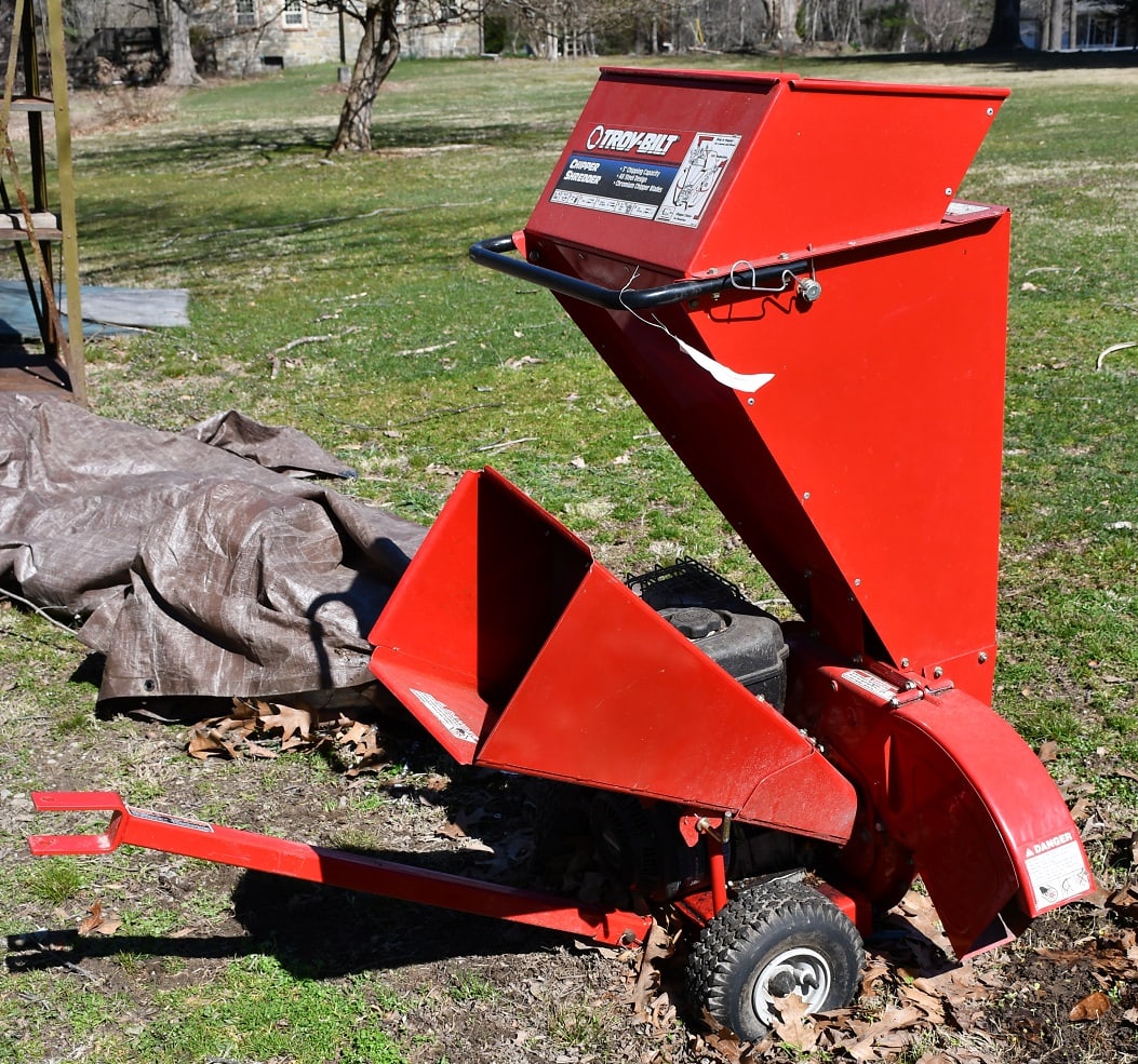 TROY-BILT 10HP TOW BEHIND CHIPPER/SHREDDER OHV (1 of 5)