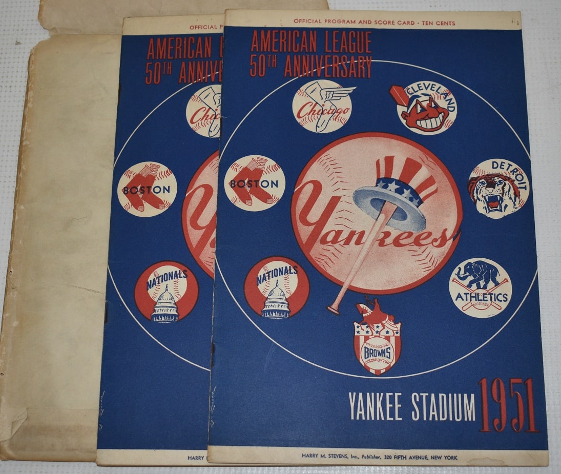 (25) 1949 VINTAGE YANKEE PHOTOS W/1951 YANKEE PROGRAM (1 of 6)