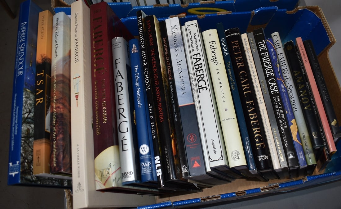 LOT ASSORTED ART REFERENCE BOOKS (1 of 4)