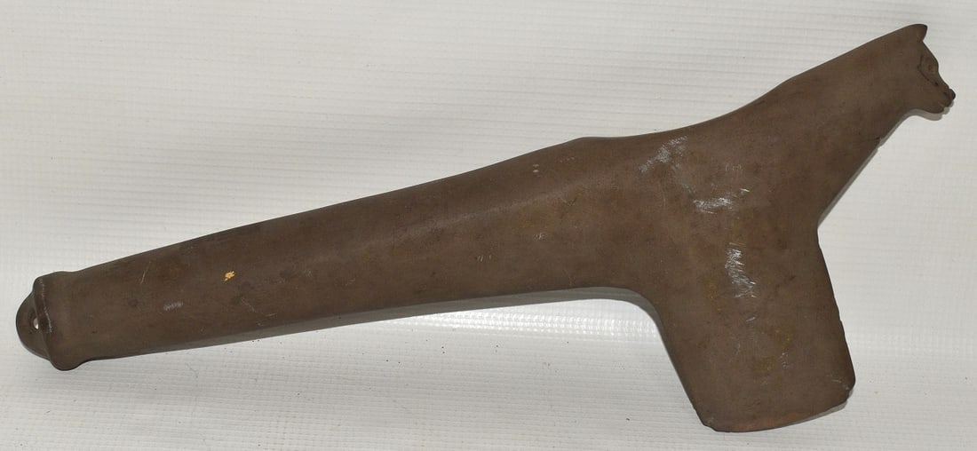 EXCEPTIONAL AMERICAN INDIAN CARVED SLATE DOG HEAD (1 of 13)