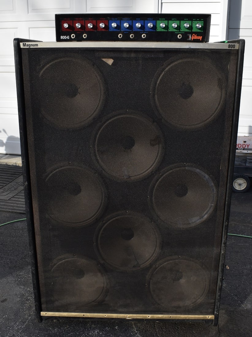 (2) GIBSON 800 G PRE-AMP W/800 POWER CABINET W/SPEAKERS (1 of 10)