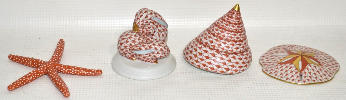 (4) HEREND PORCELAIN SEA SHELL SERIES CABINET PIECES (1 of 9)