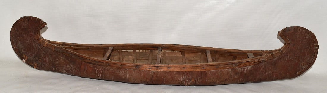 SALESMANS SAMPLE FINE ADIRONDACK BIRCH BARK CANOE (1 of 9)