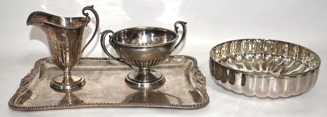 4 COIN/SILVERPLATE INCL. SUGAR/CREAMER, BOWL, TRAY (1 of 15)