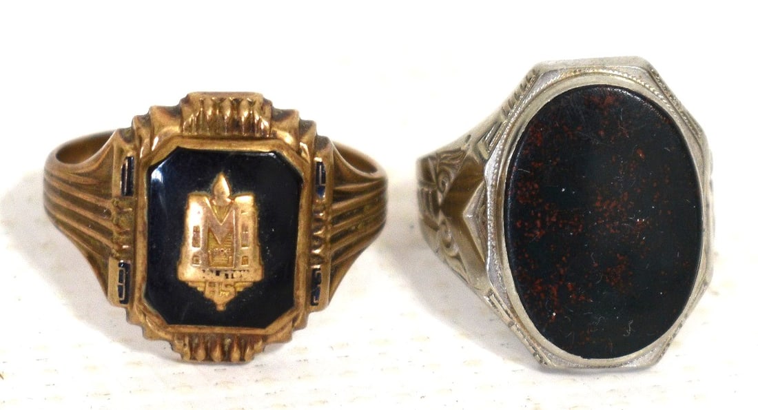 (2) 10KT GOLD RINGS INCL. 1943 MIDDLETOWN NY SCHOOL (1 of 10)