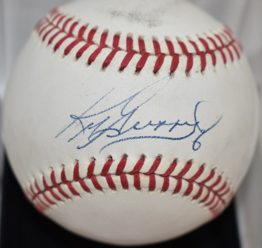 1990'S AUTOGRAPHED "KEN GRIFFEY" BASEBALL W/COA: 1990'S AUTOGRAPHED "KEN GRIFFEY" BASEBALL W/COA